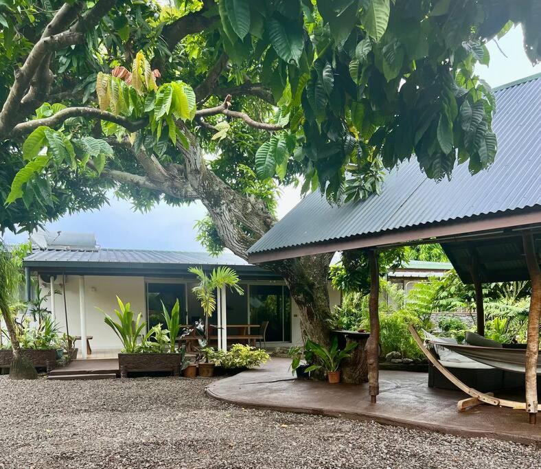 Heitiare Lodge Paea Экстерьер фото